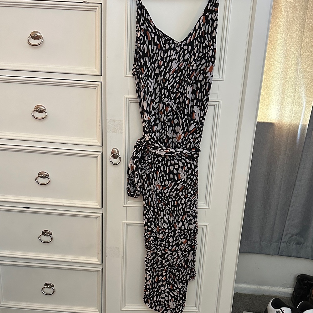 SHEIN Black and White Midi Dress with Pink Accents